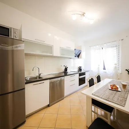 City Center Appartement *
